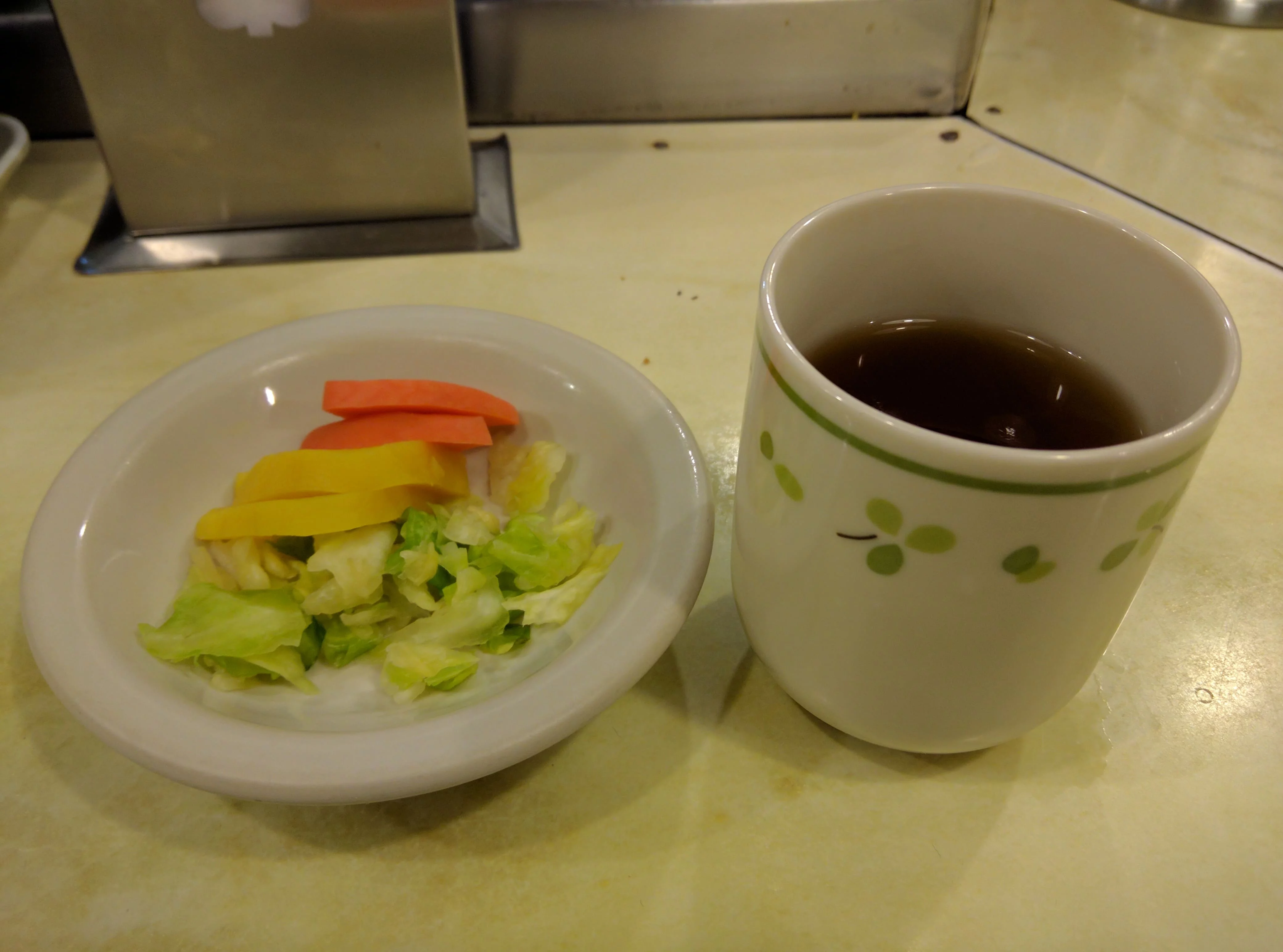 昭和な雰囲気のコスパの高いとんかつ&かつ丼 ～ 有楽町 交通会館 あけぼの