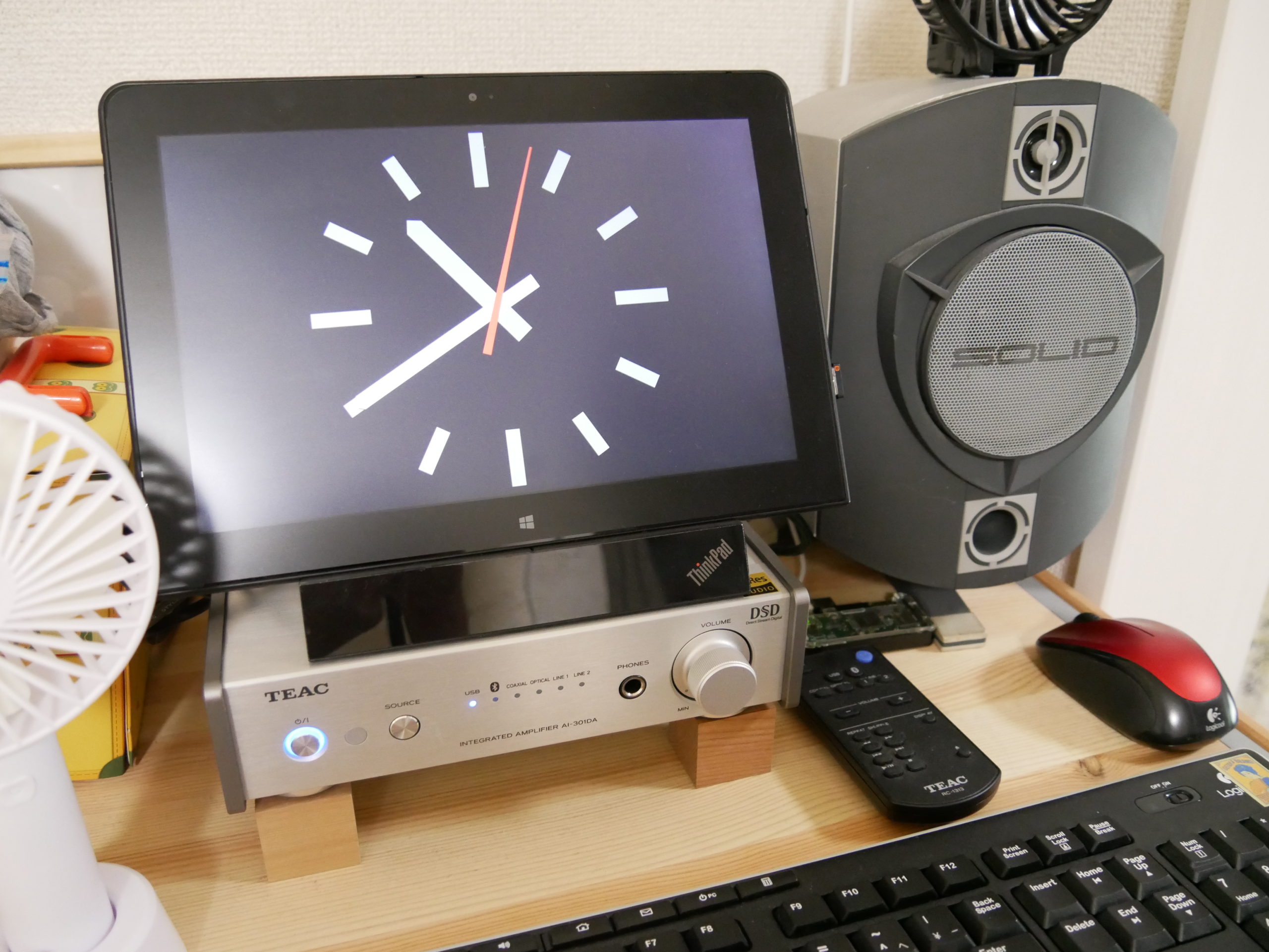 タブレットPCで見やすい時計+Musicプレイヤー+ファイルサーバを実現…
