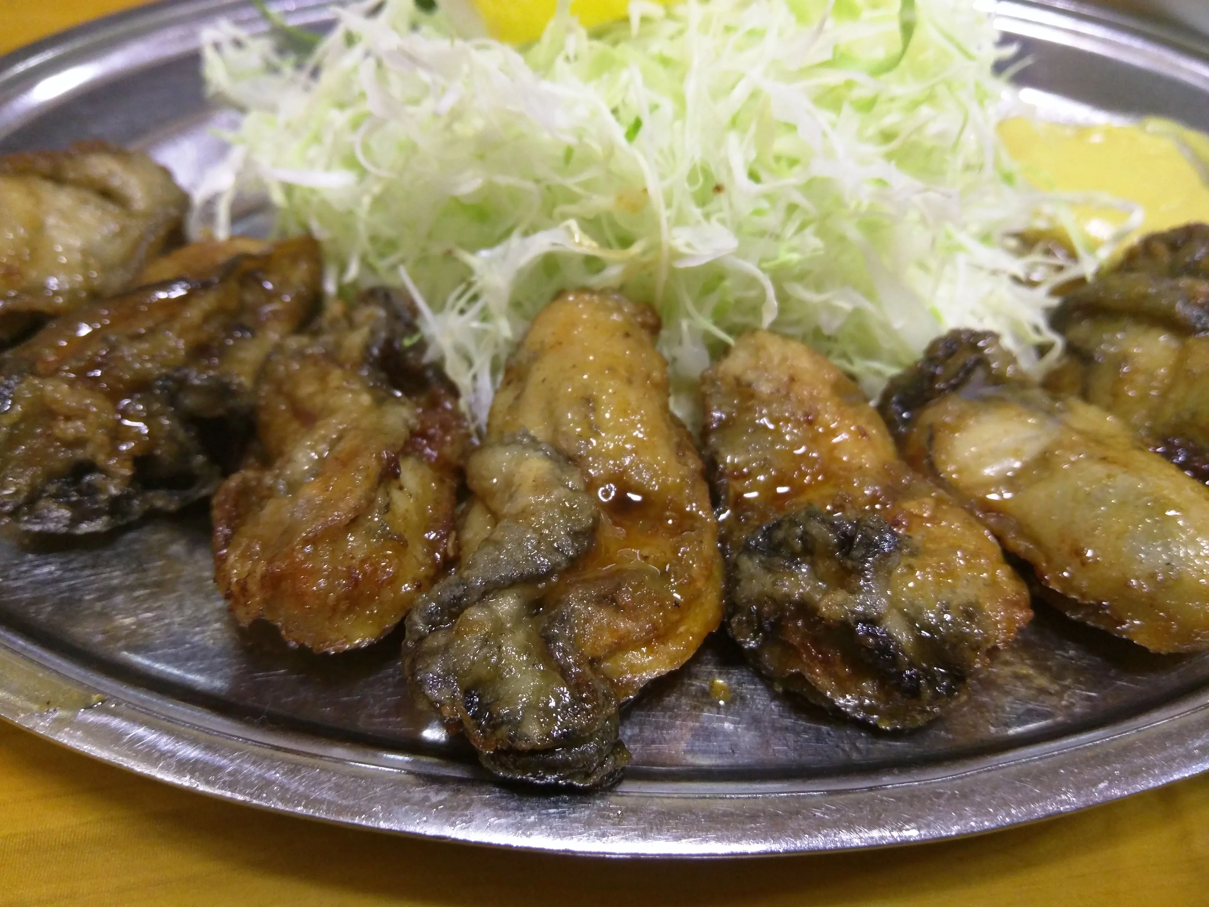 牡蠣フライもいいけどバター焼きもね ～ 淡路町 とんかつ 万平